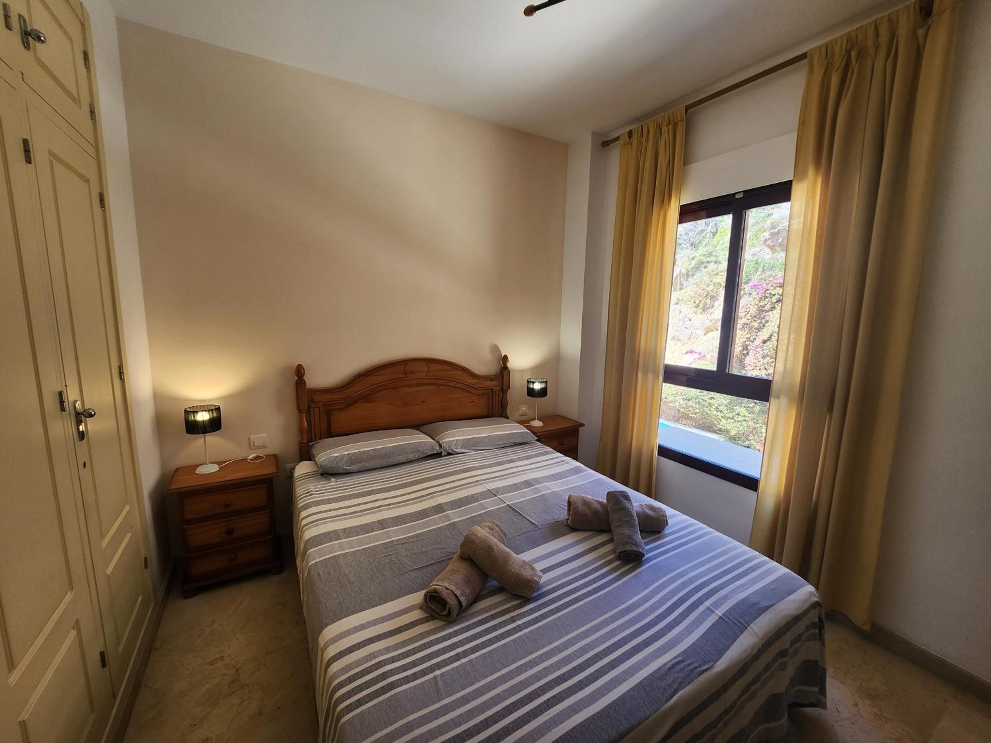 Burriana Front Line Apartment Nerja Bagian luar foto