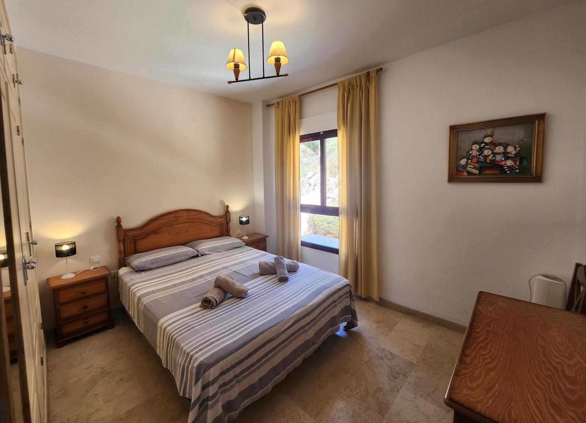 Burriana Front Line Apartment Nerja Bagian luar foto