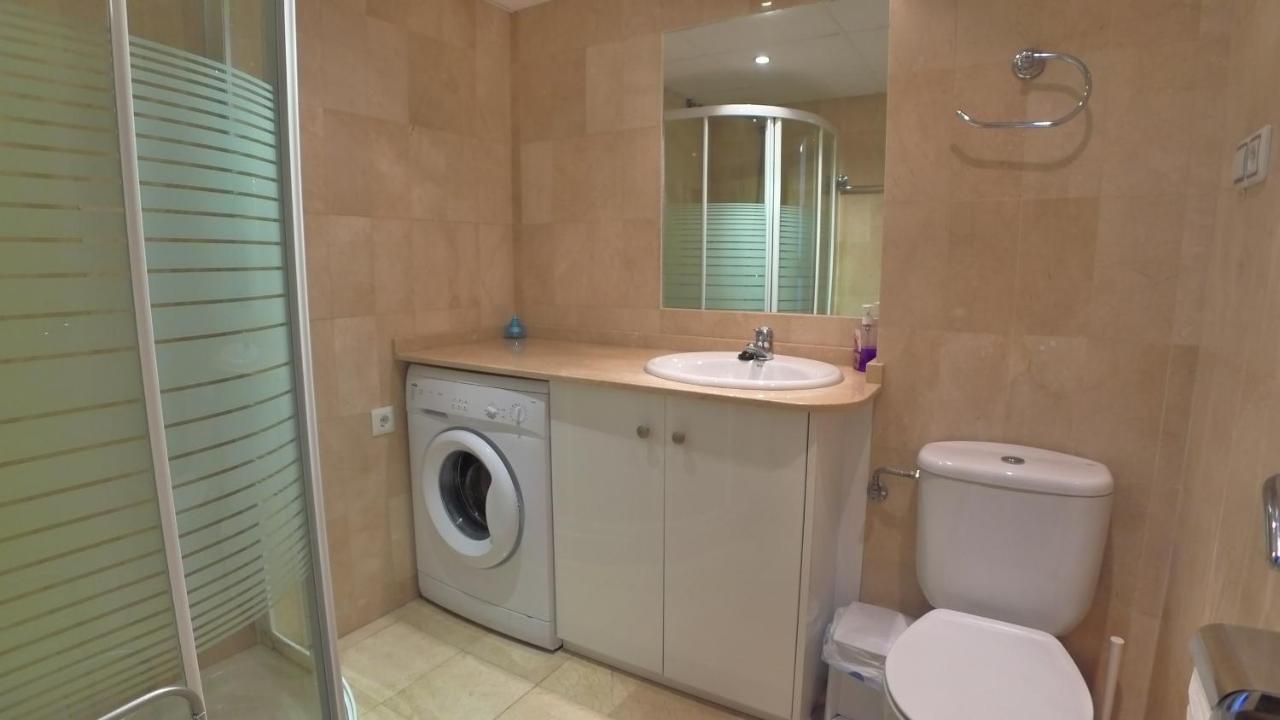 Burriana Front Line Apartment Nerja Bagian luar foto